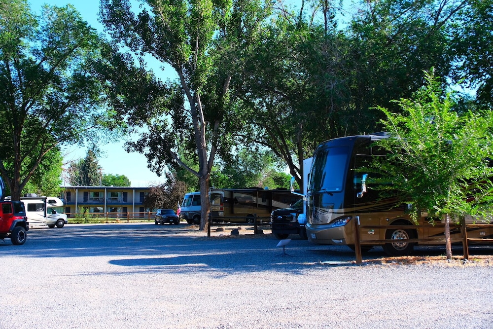 Cedar Creek Lodging & RV Park - photo 62