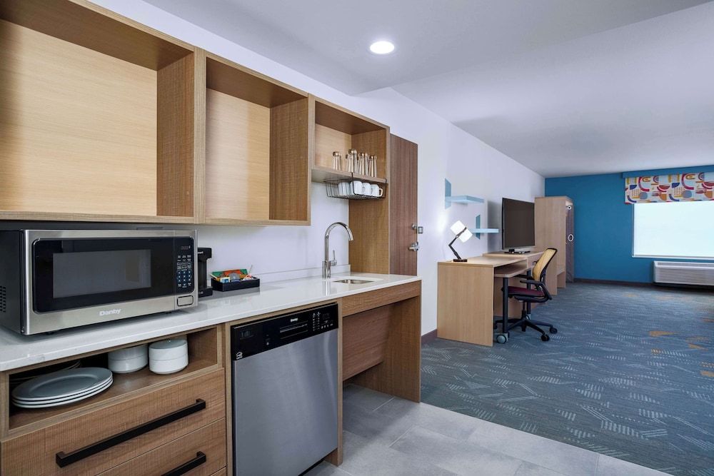 Home2 Suites by Hilton Indianapolis North at Intech Park - photo 11