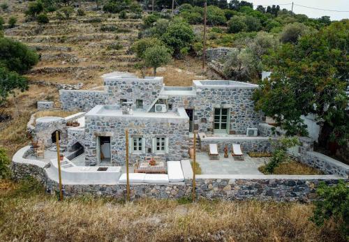Stone House Siga Siga. Enjoy Serenity & Privacy — 4-Star Luxury Hotel in Mandraki, Greece