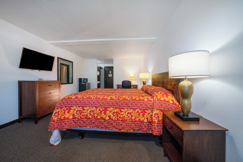 Unicorn Inn by OYO Portland - photo 9