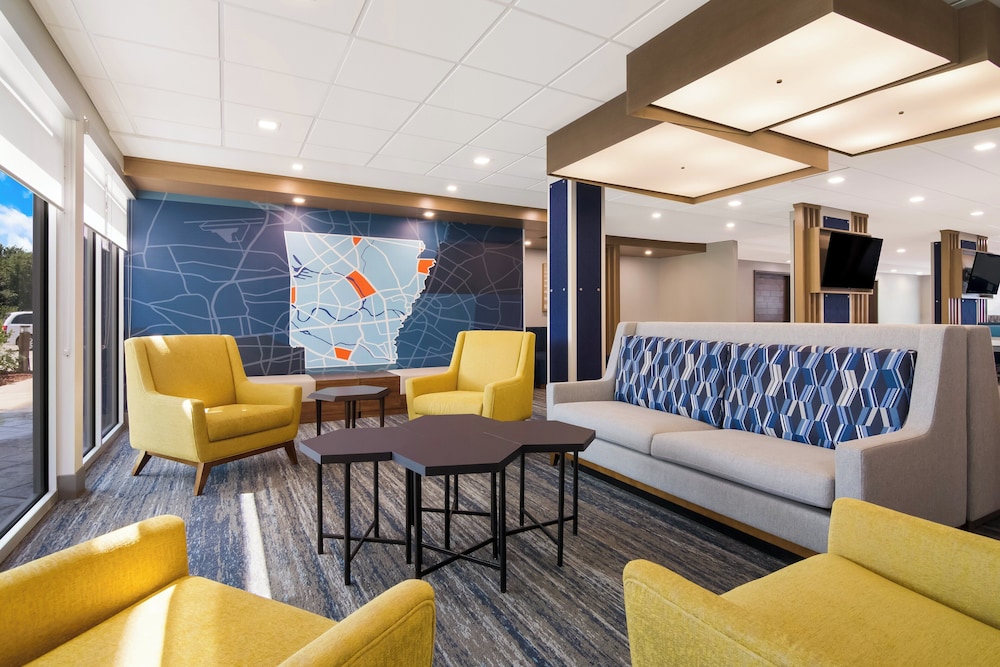 Holiday Inn Express & Suites Springdale Fayetteville Area - photo 52