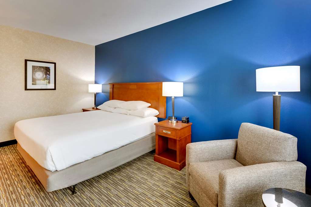 Drury Inn & Suites Sikeston MO - photo 23