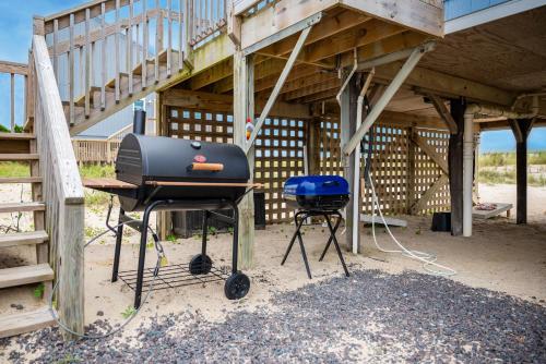 Salty But Sweet by Oak Island Accommodations - photo 47