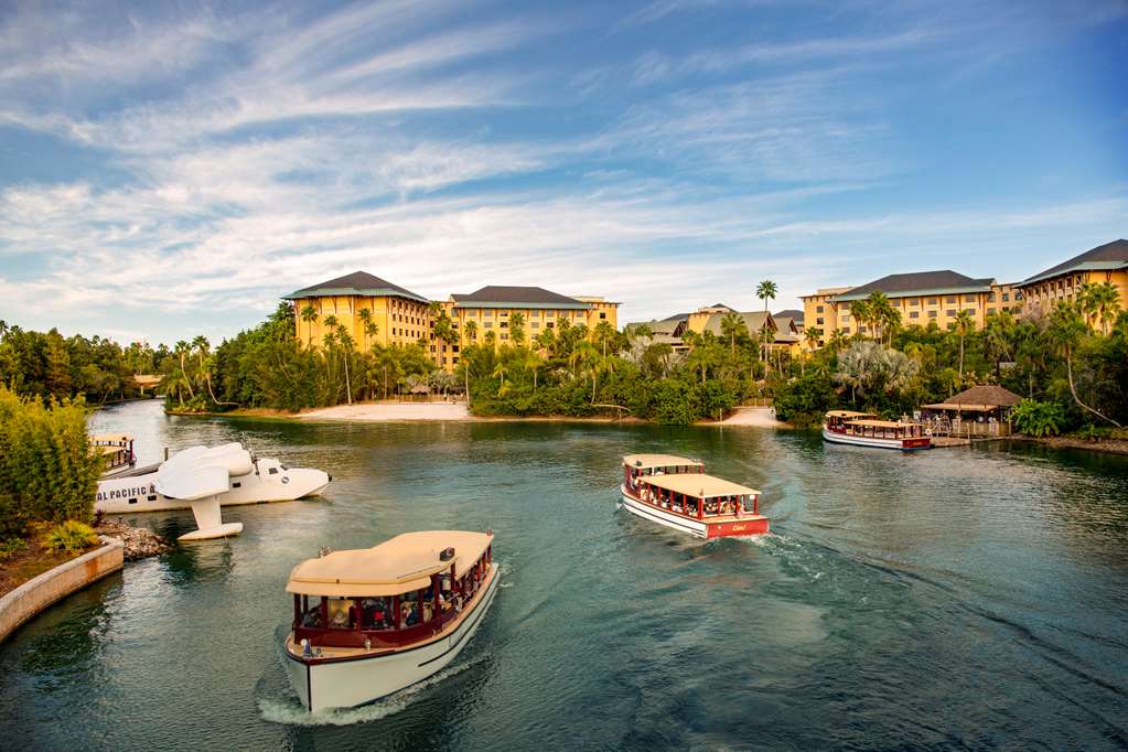 Loews Royal Pacific Resort at Universal Orlando Resort - photo 2