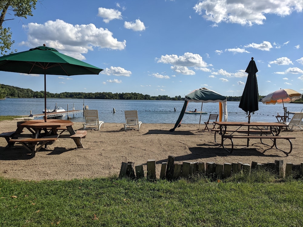 Swan Lake Resort & Campground - photo 48