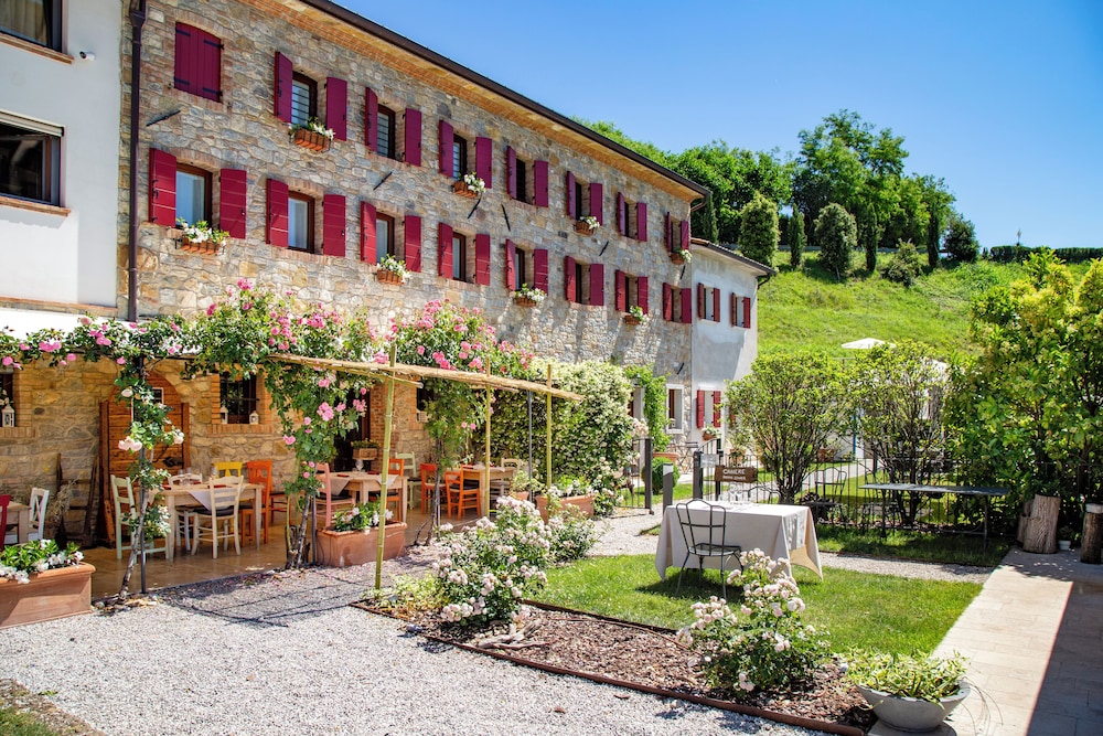 Wine Relais Cà Piadera — hotel in Tarzo