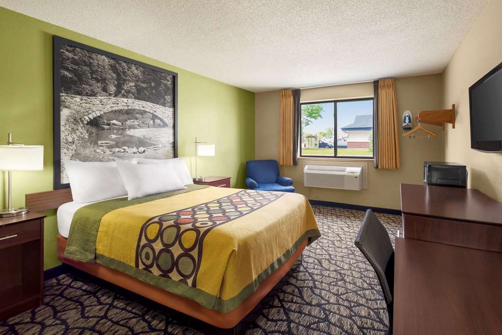 Super 8 by Wyndham Ankeny Des Moines Area - photo 12
