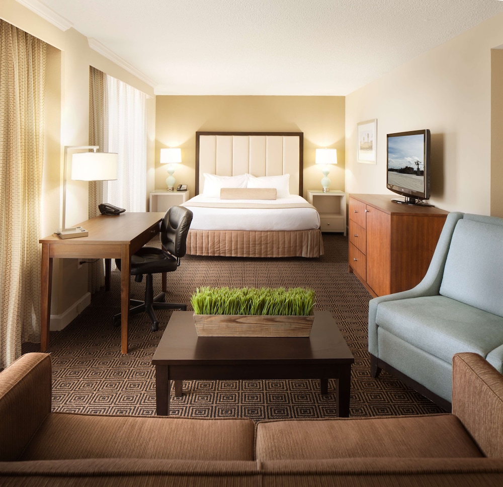DoubleTree by Hilton Hotel Jacksonville Riverfront - photo 12