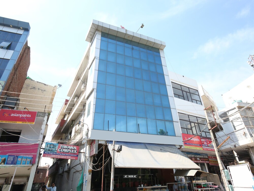 Oyo 15523 Hotel Jd Inn in Mohali, India