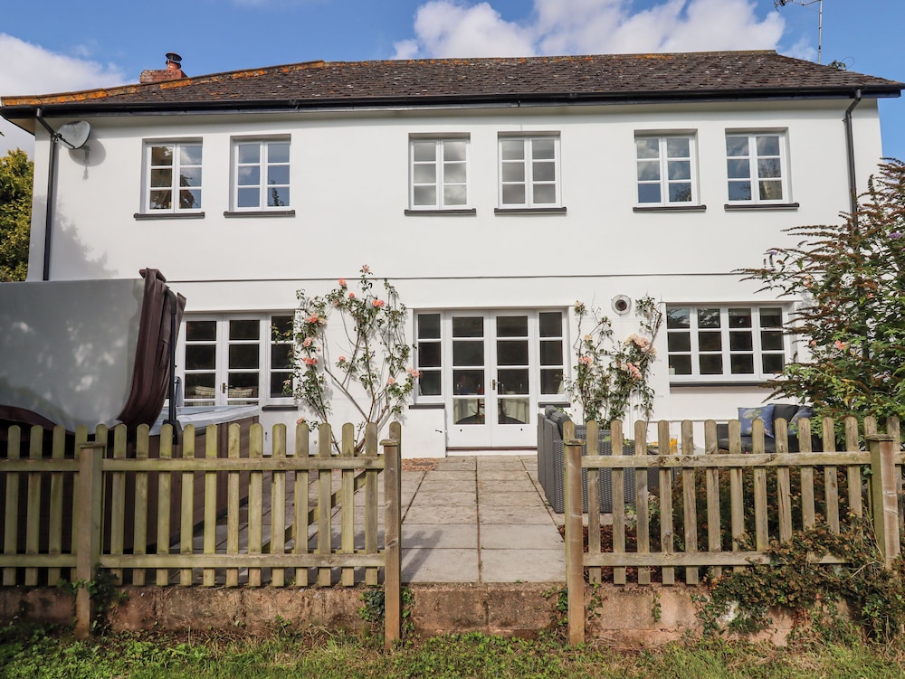 Culver Court Cottage — 4-Star Luxury Hotel in Crediton, United Kingdom