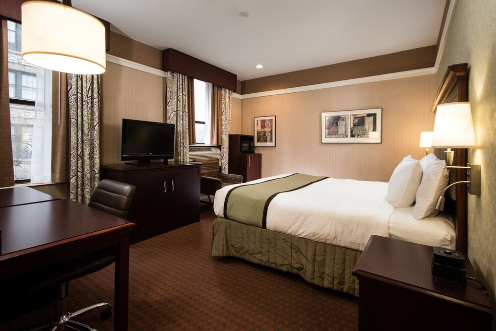 Hotel 46 Times Square - photo 30