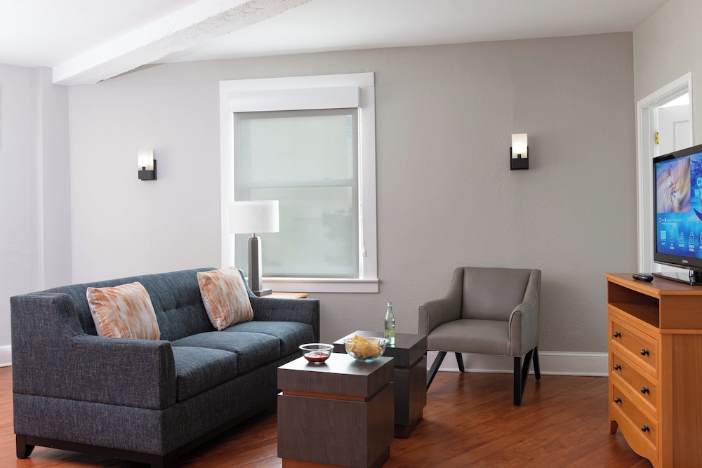 Club Wyndham Riverside Suites - photo 14