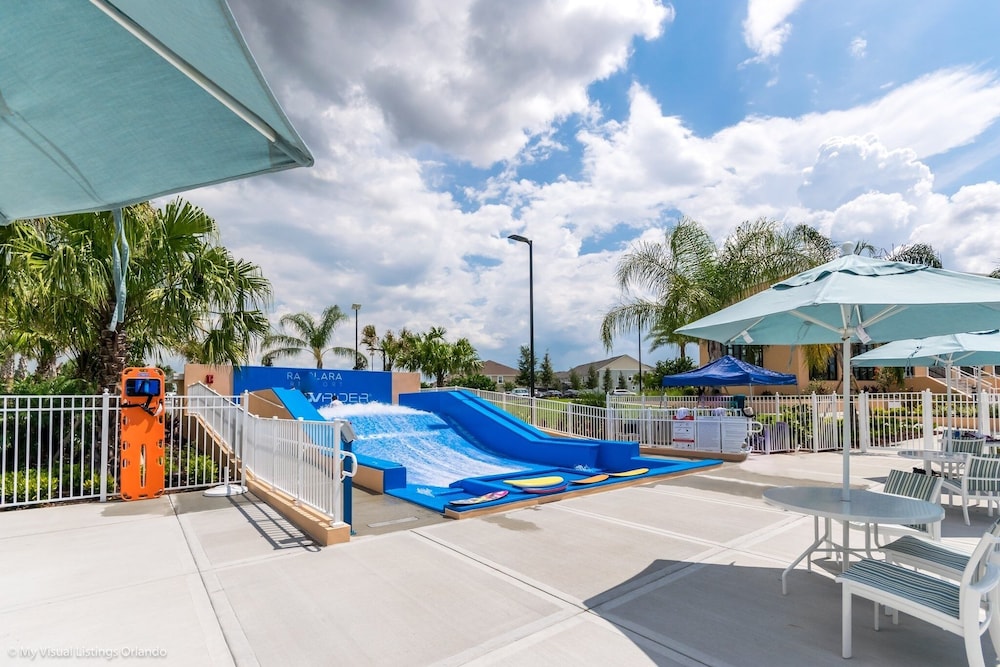 Coconut Breeze Getaway Resort Facilities Access 9 Bedroom Home by Overmoon - photo 35
