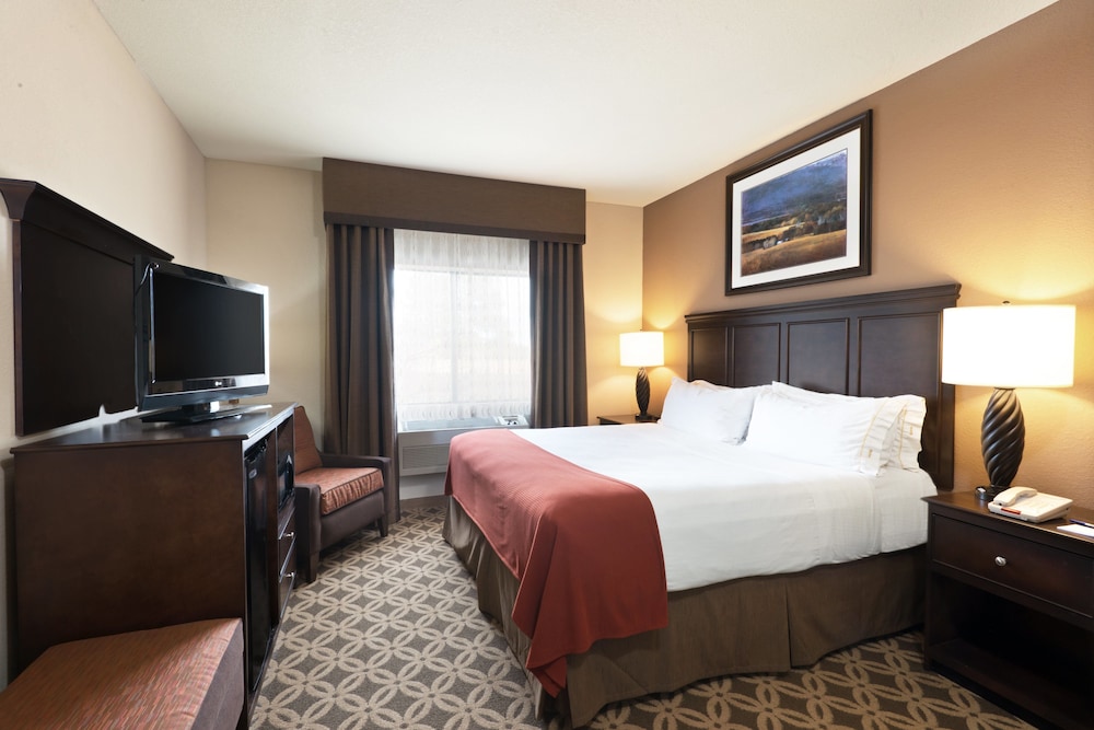 Holiday Inn Express Show Low by IHG - photo 9