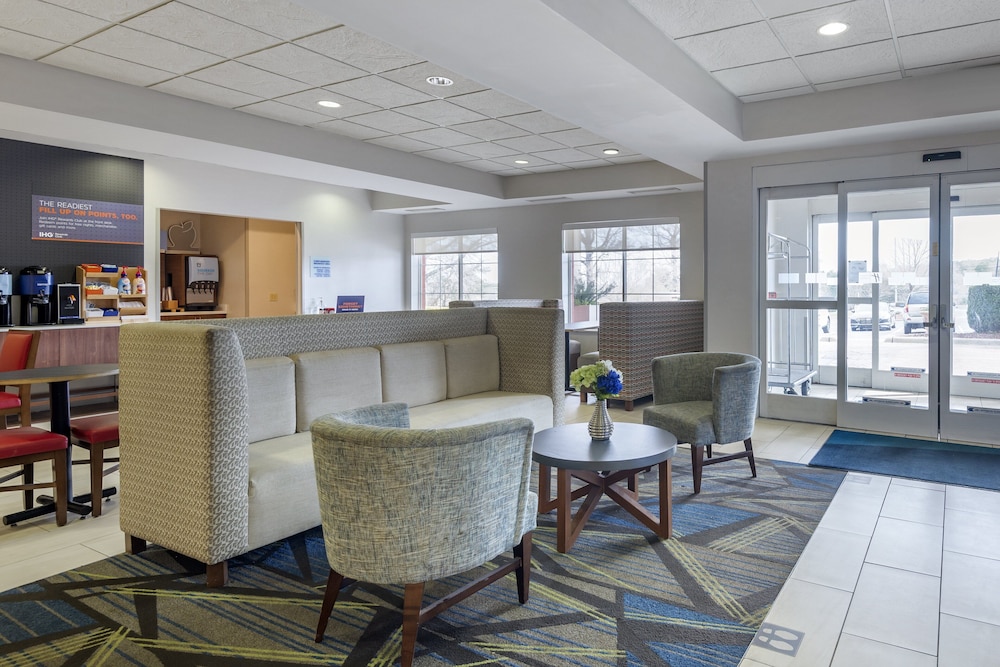 Holiday Inn Express Charlotte West Gastonia by IHG. - photo 53