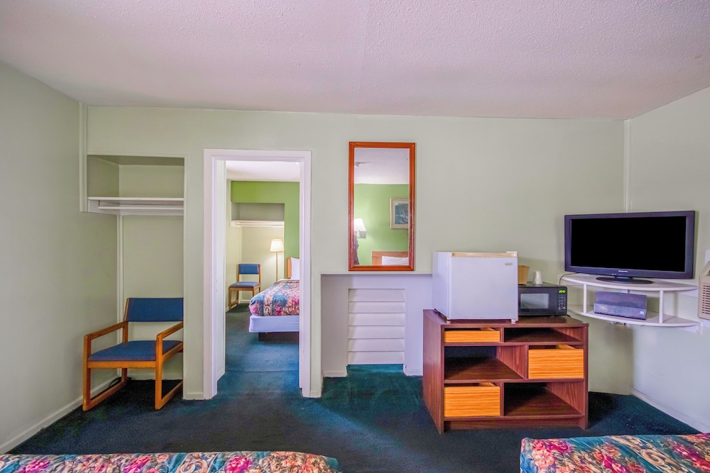 OYO Travelier Motel - photo 52
