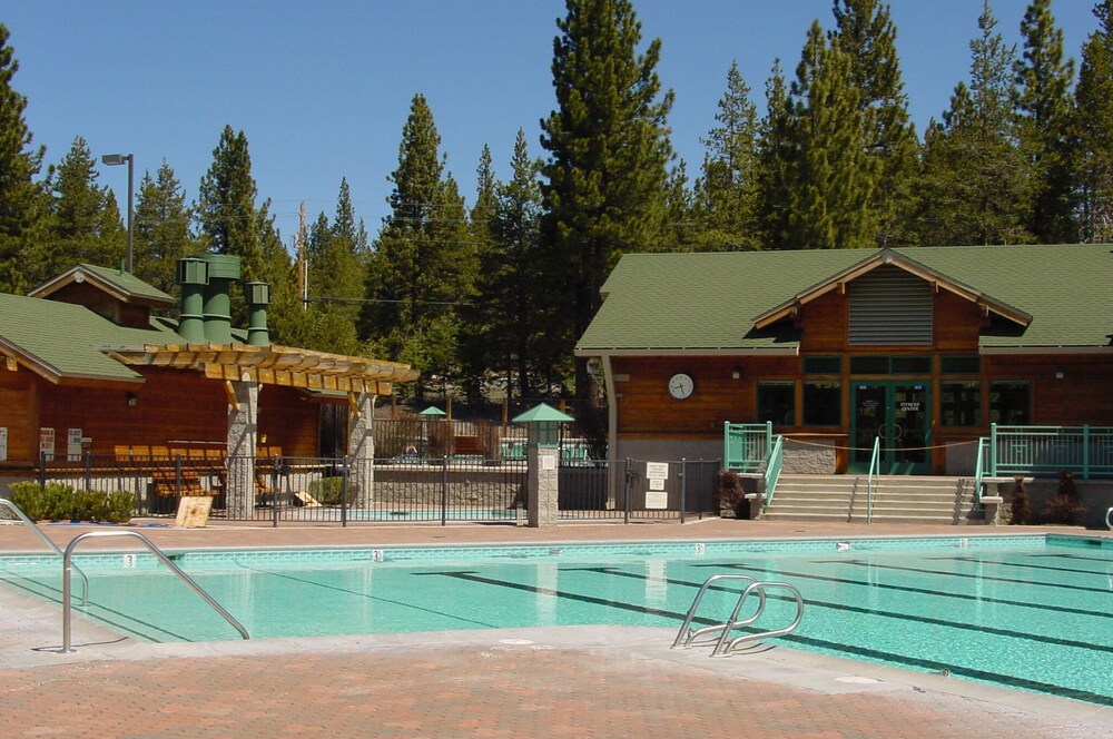 Wooded Luxury at Tahoe Donner - photo 21