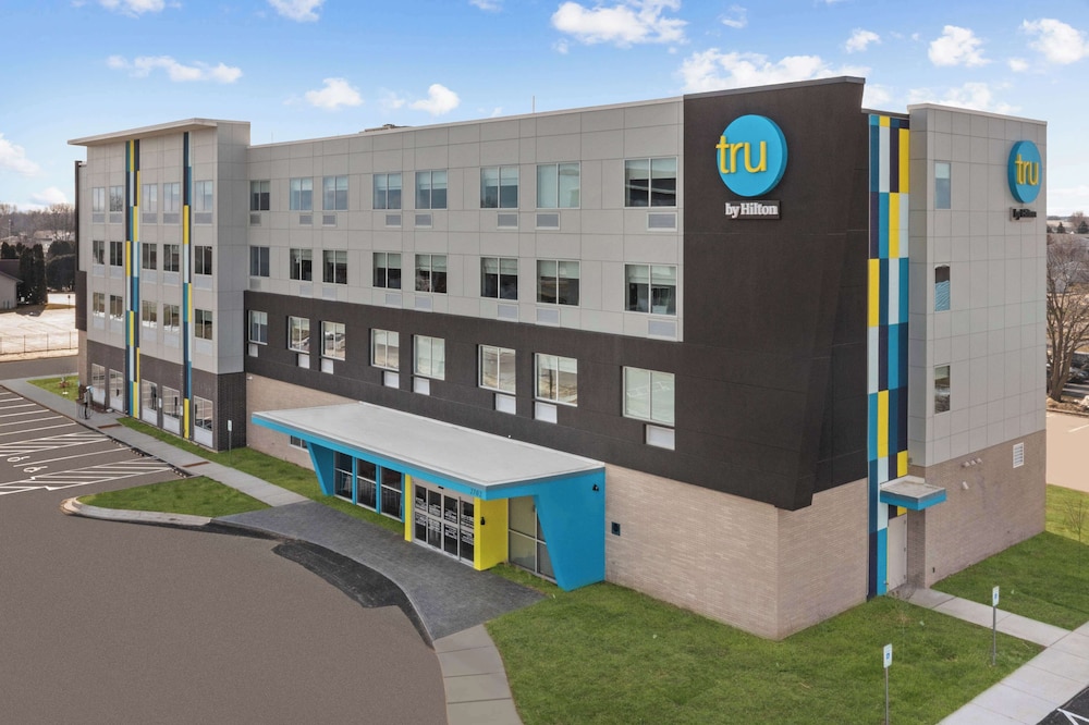 Tru by Hilton Janesville - photo 36