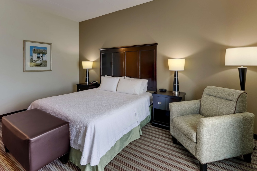 Hampton Inn & Suites Swansboro Near Camp Lejeune - photo 16