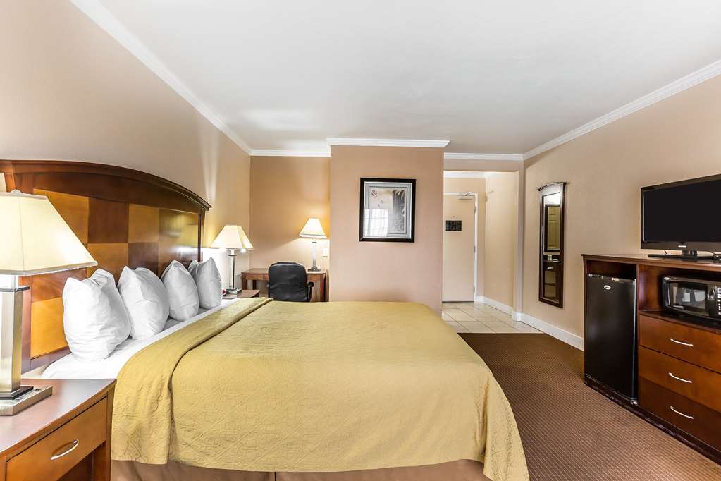 Quality Inn near Hearst Castle - photo 17