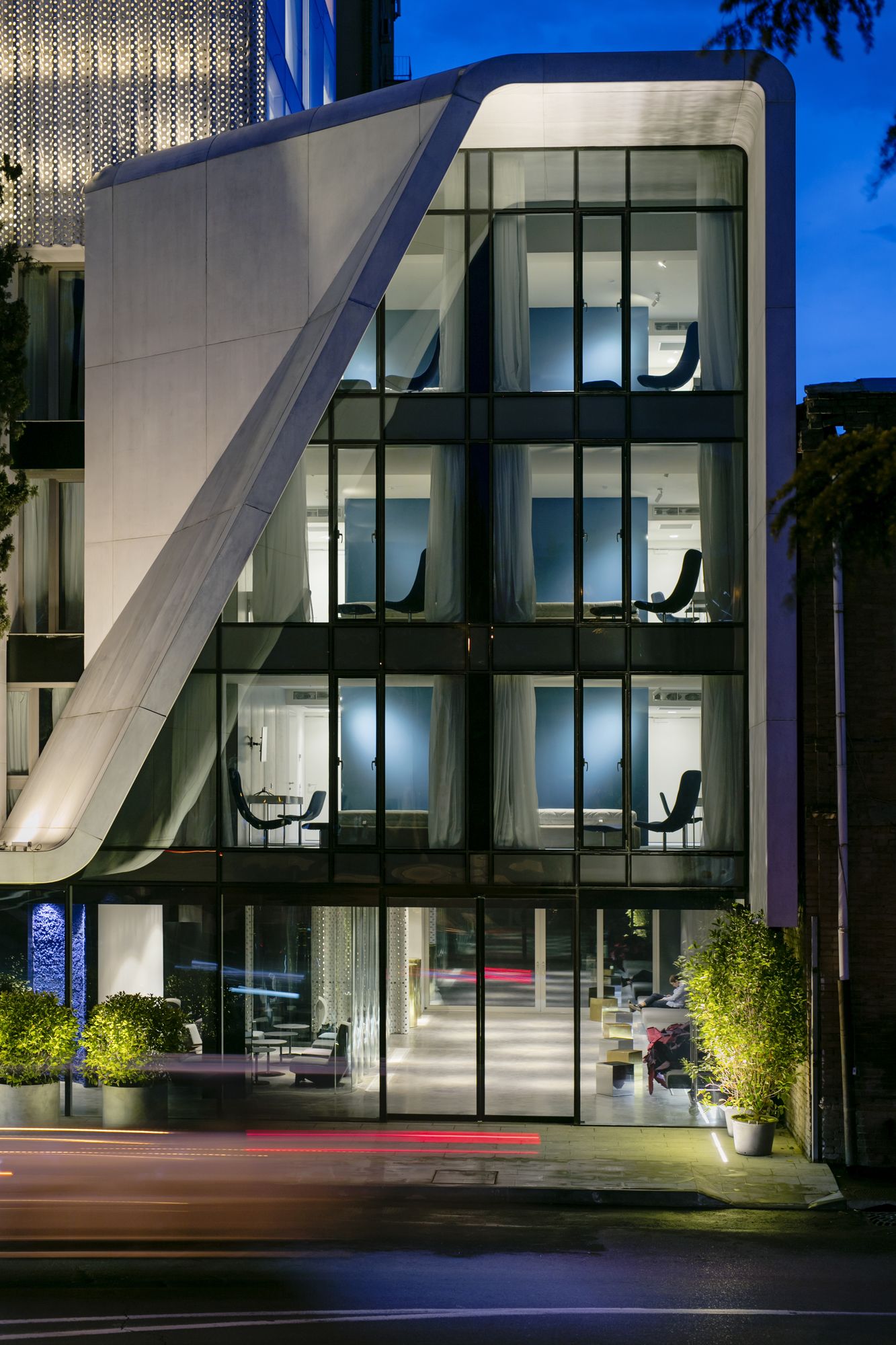 The Grove Design Hotel