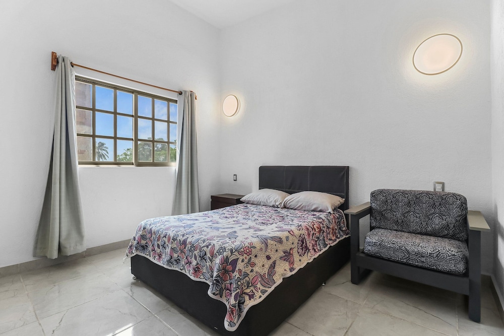 Luxury 4BR Villa with Pool — 4-Star Luxury Hotel in Puerto Vallarta, Mexico