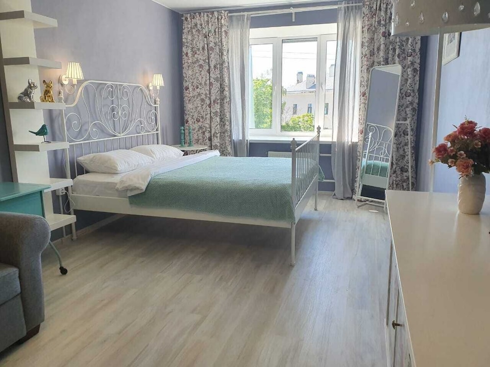 Lux Premier 12768507 — Pushkin