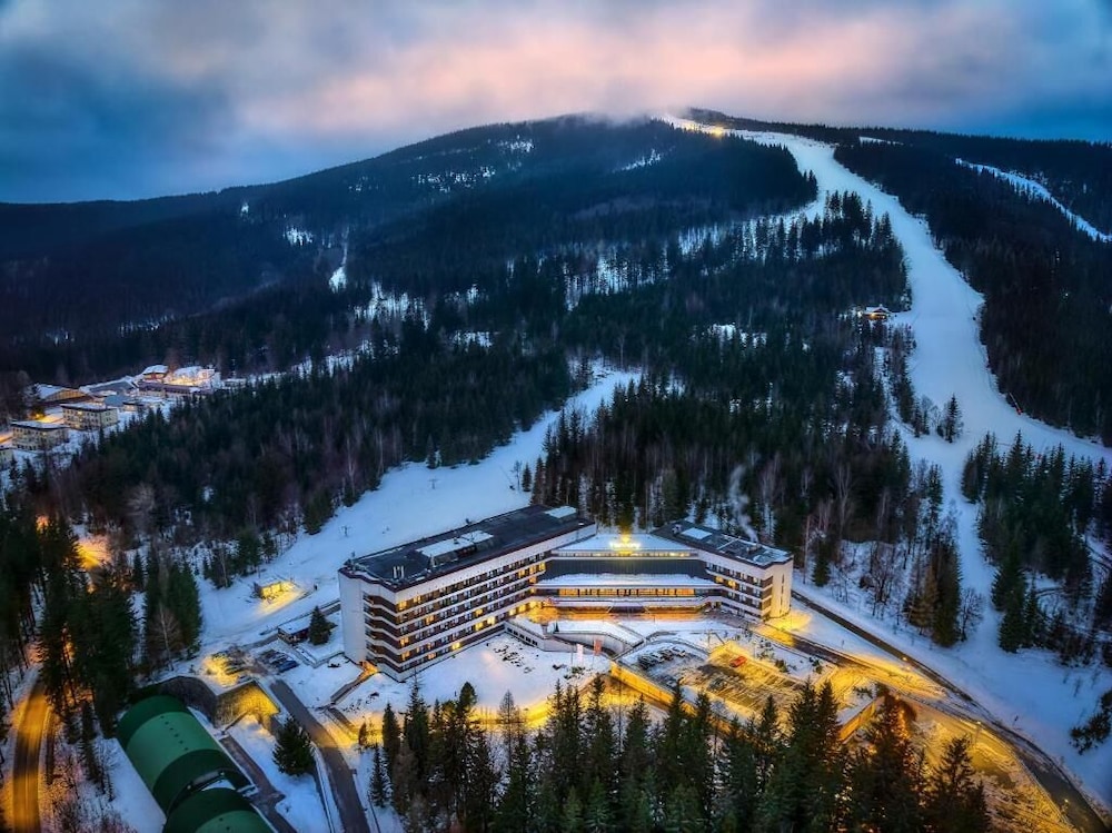 Harmony Hotel — hotel in Spindleruv Mlyn