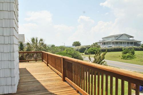 Heron Pointe by Oak Island Accommodations - photo 13