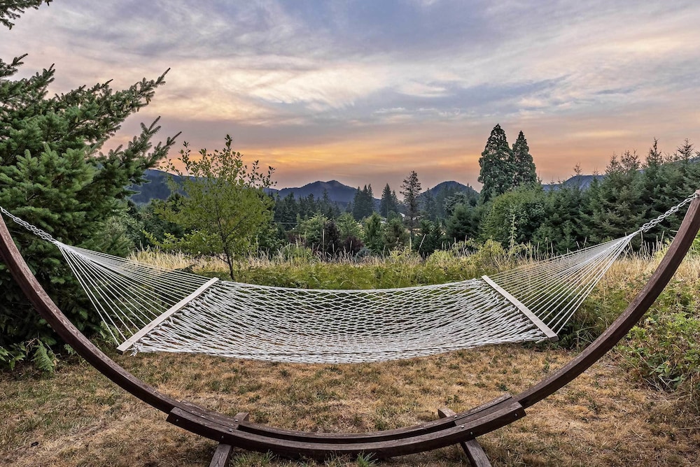 Carson Ridge Luxury Cabins - featured photo