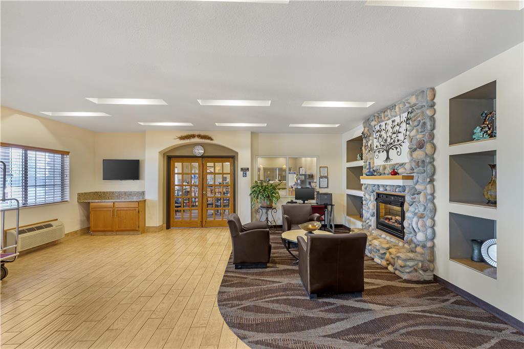 Best Western Firestone Inn & Suites - photo 9