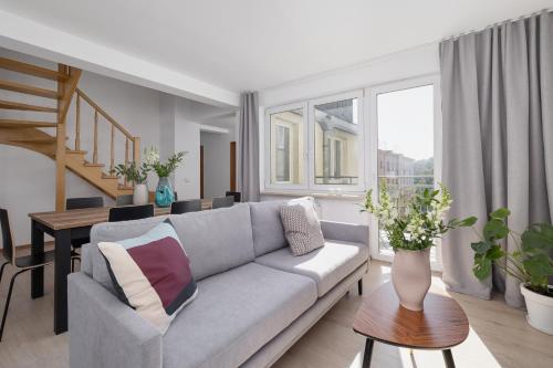 4 bedroom apartment with a balcony Prochowa 1 — 4-Star Luxury Hotel in Krakow, Poland