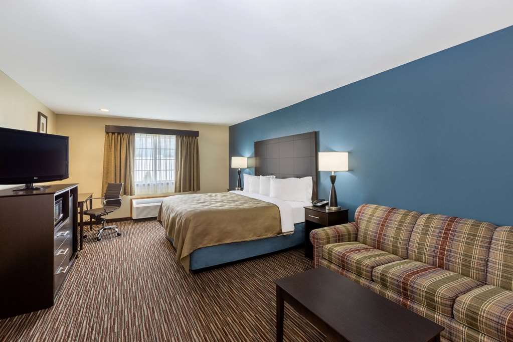 AmericInn by Wyndham Jefferson - photo 23