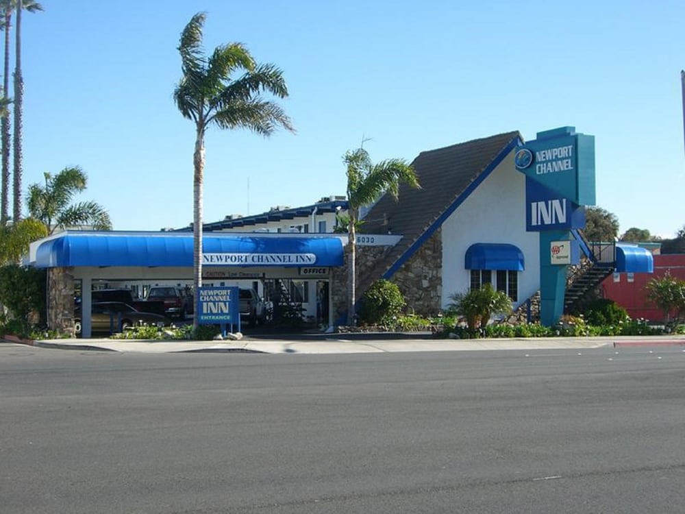 Newport Channel Inn Near Huntington State Beach - photo 33