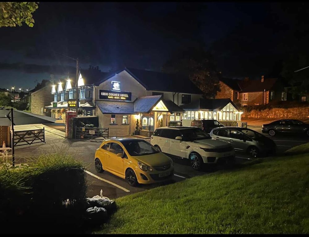 High Corner Hotel in Pontyclun, United Kingdom