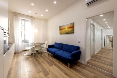 PREALPI1 Design Apt With Two Double Bedrooms — 4-Star Luxury Hotel in Milan, Italy