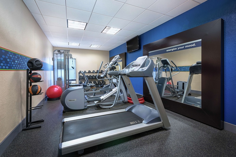 Hampton Inn Tuscaloosa University - photo 31