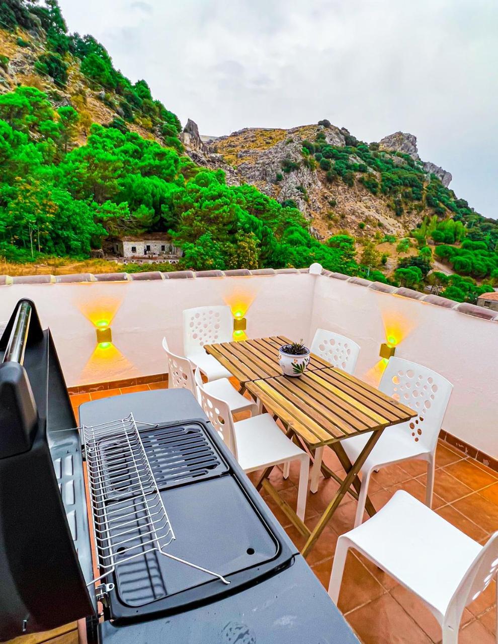 Grazalema Casita Panorama Fantastic Views Clima Wi Fi And Private Parking Optional — Grazalema