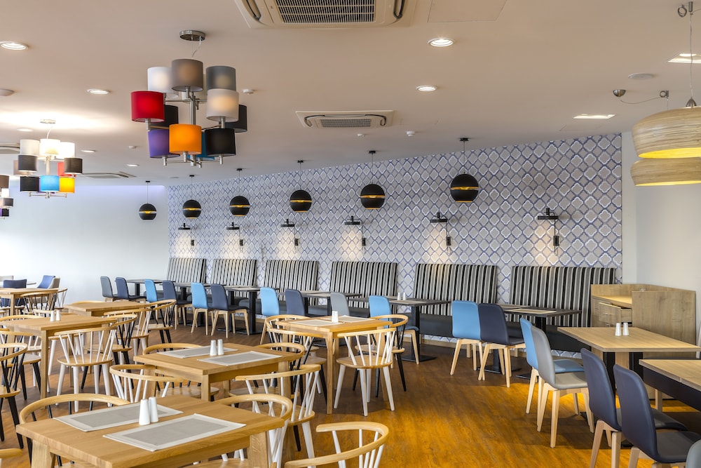 מזון ומשקאות