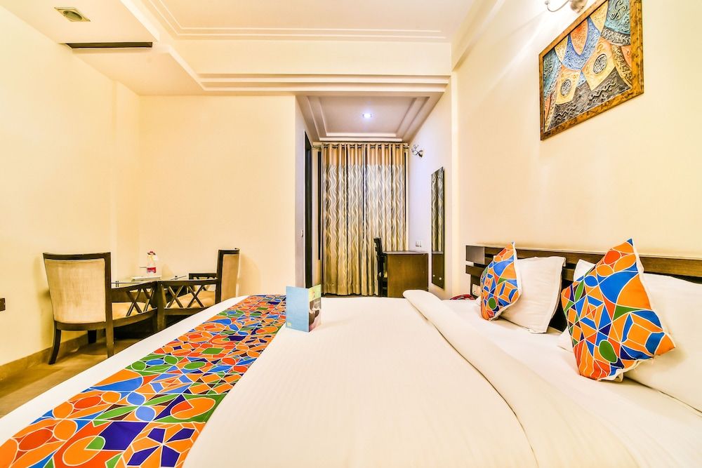 FabHotel Oasis DLF Phase 3