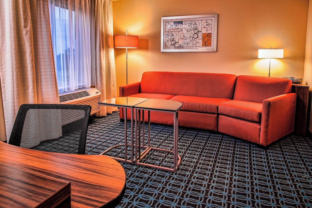 Fairfield Inn & Suites by Marriott Montgomery Airport South - photo 19