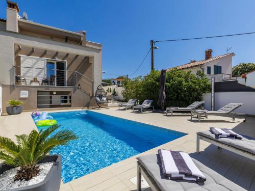 Holiday Home Albona Luna by Interhome — 4-Star Luxury Hotel in Rasa, Croatia