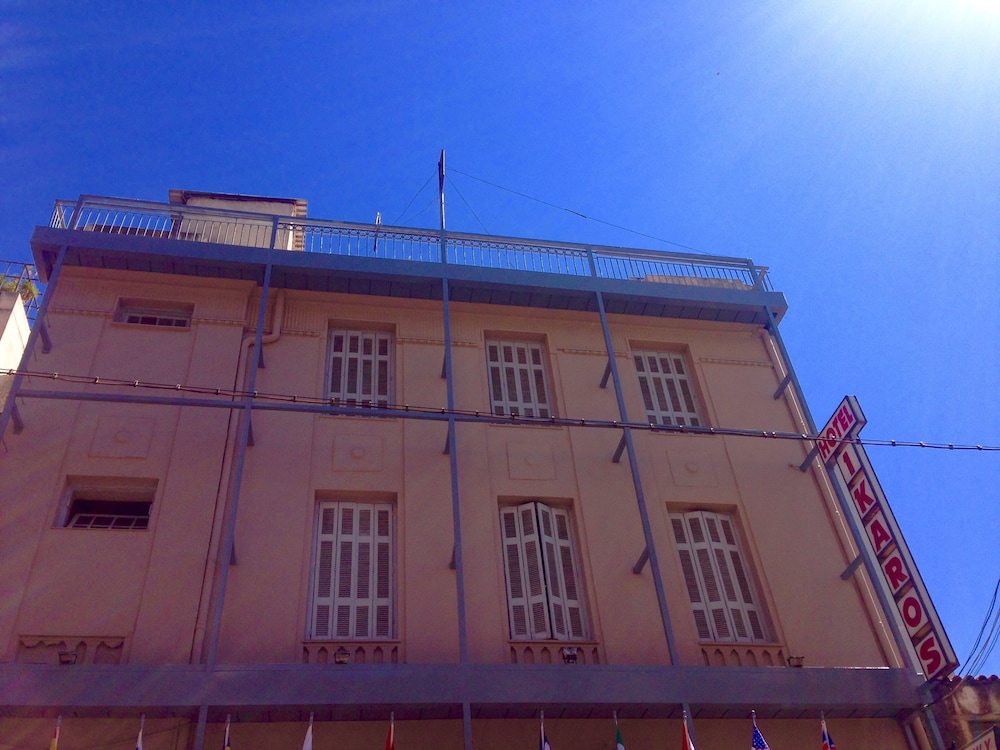 Ikaros Hotel - carbon neutral hotel in Piraeus