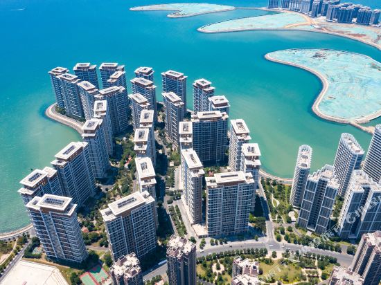 Sweet Fruit and Light Luxury Seascape Resort Hotel in Nada, People's Republic of China