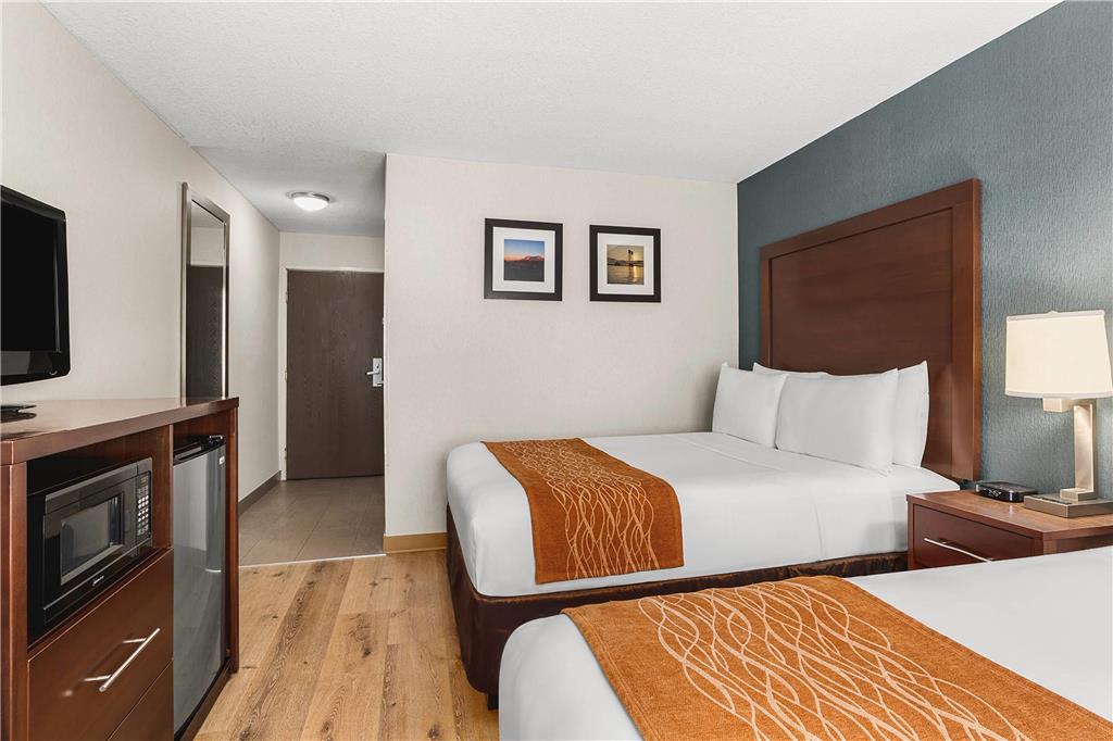 Comfort Inn & Suites Vancouver Downtown City Center - photo 21