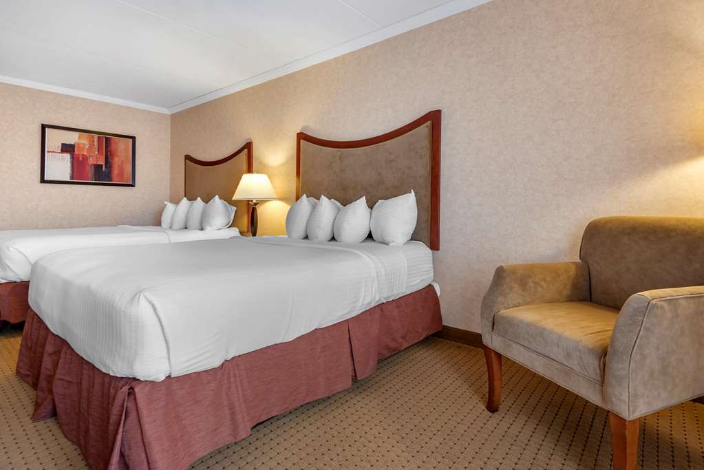 Best Western Plus Oswego Hotel and Conference Center - photo 32