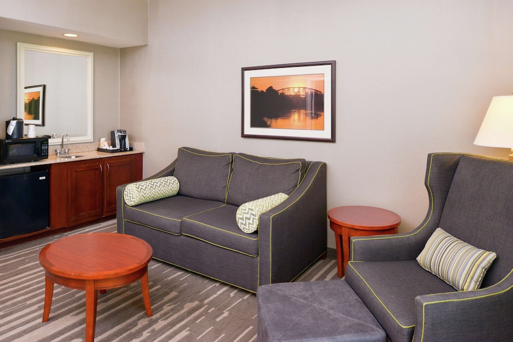 Hilton Garden Inn Yuma Pivot Point - photo 22
