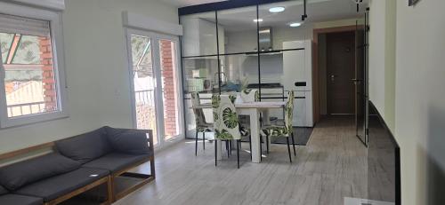 Brezo Apartamentos Turisticos — 4-Star Luxury Hotel in Guadalajara, Spain