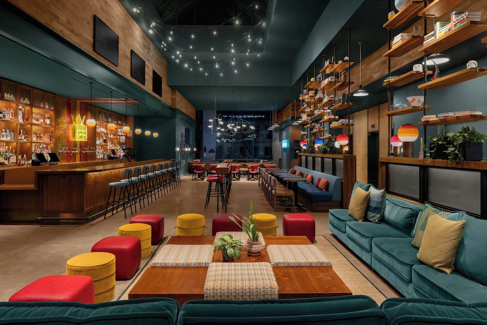 Moxy NYC Downtown — 4-Star Luxury Hotel in New York City, United States