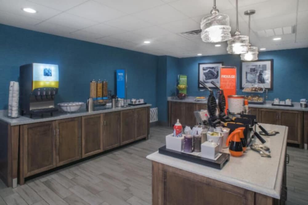 Hampton Inn Gulf Shores - photo 20